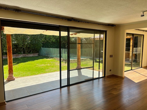 Arriendo Casa NO 6D en suite Walk-in cl&oacute;set 6B 6E 2B San Carlos de Apoquindo - Las Condes