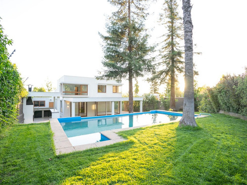 Venta Casa NO 4D en suite Walk-in cl&oacute;set 4B 2E 1B La Reina Alta - La Reina