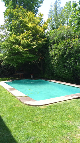 Venta Casa NO 5D en suite Walk-in cl&oacute;set 4B 3E 1B La Dehesa - Lo Barnechea