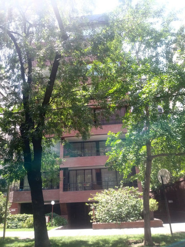 Venta Departamento NO 3D en suite 3B 1E 1B Barrio El Golf - Las Condes