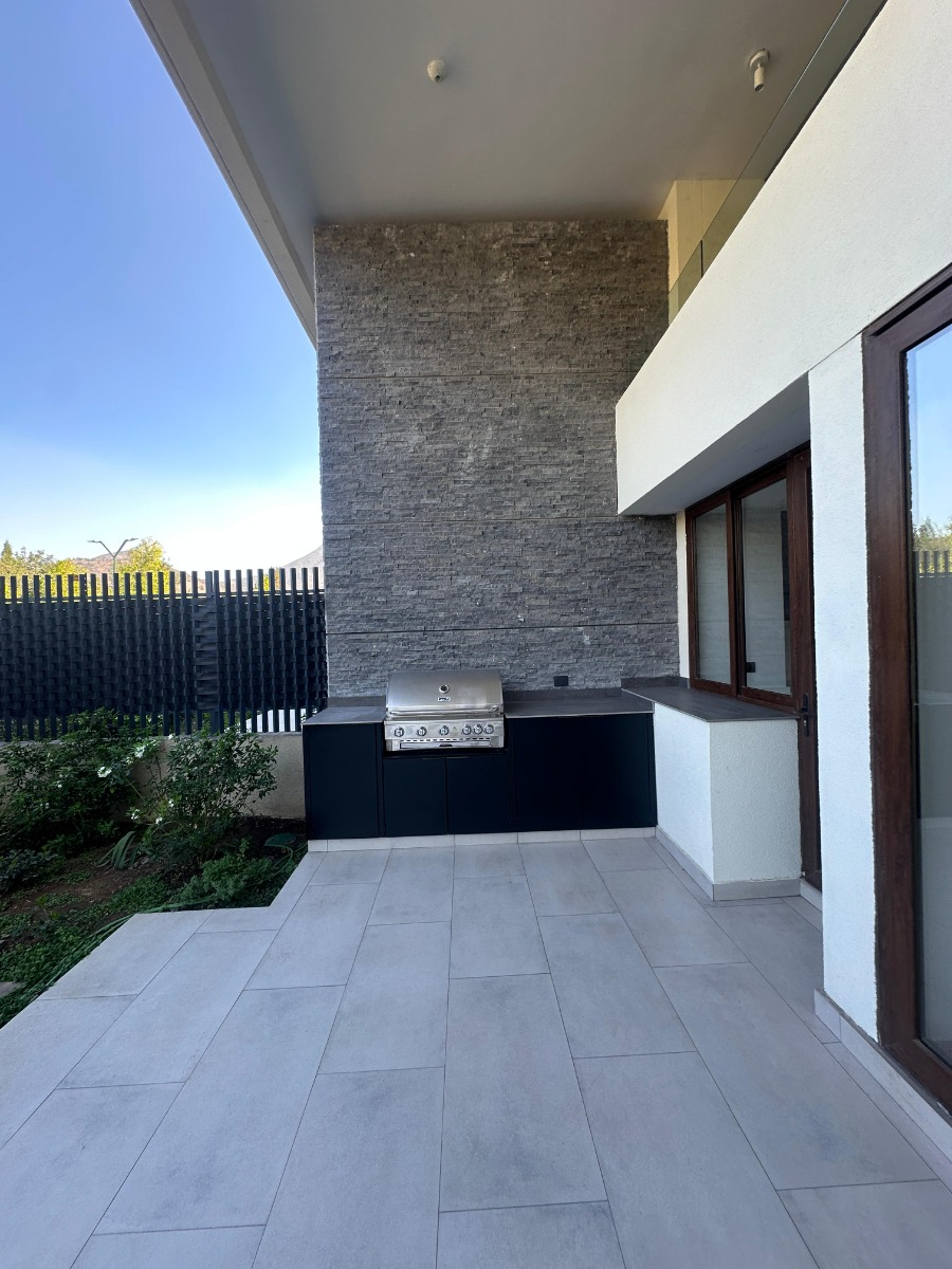 Venta Casa O 4D en suite Walk-in cl&oacute;set 4B 2E 2Bd Los Trapenses - Lo Barnechea