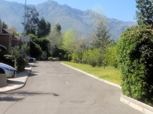 Venta Casa NP 5D en suite Walk-in cl&oacute;set 5B 3E 2B La Reina Alta - La Reina