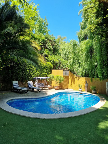 Venta Casa NO 5D en suite Walk-in cl&oacute;set 6B 3E 2B La Dehesa - Lo Barnechea