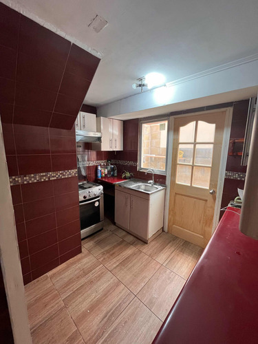 Arriendo Casa 4D 1B 2E Antigua Lo Barnechea - Lo Barnechea