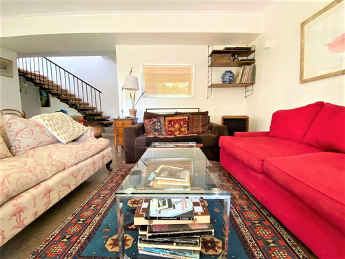 Venta Casa NO 4D Walk-in cl&oacute;set 3B 1E Campus Oriente - Providencia