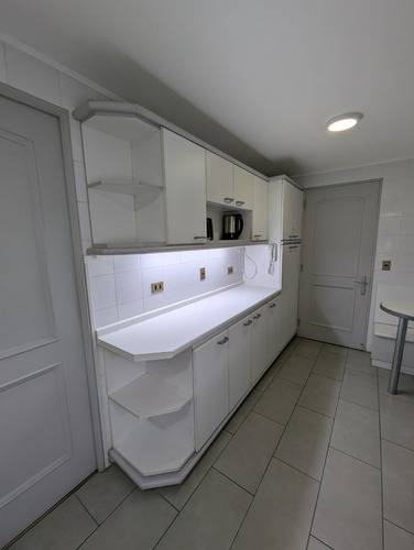 Venta Departamento N 4D en suite Walk-in cl&oacute;set 4B 1E 1B Tabancura - Vitacura