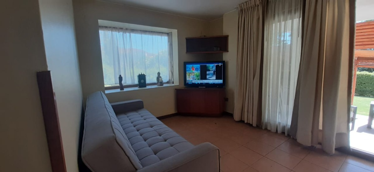 Venta Casa 5D en suite Walk-in cl&oacute;set 5B 5E Chicureo - Colina