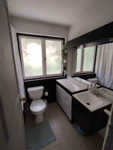 Arriendo Casa NP 4D 3B 1E Metro Bilbao - Providencia