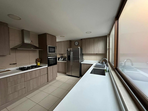 Venta Casa 5D 4B 4E La Dehesa - Lo Barnechea