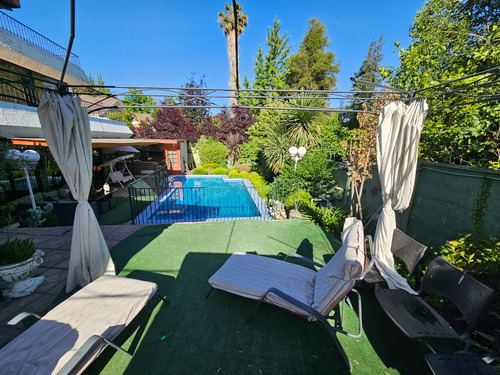 Venta Casa O 5D en suite Walk-in cl&oacute;set 7B 9E 2B Los Dominicos - Las Condes