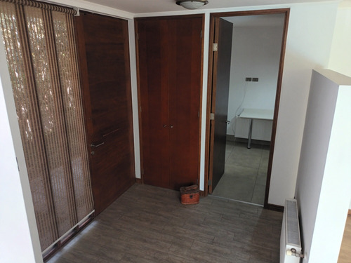 Venta Casa NP 4D en suite Walk-in cl&oacute;set 4B 3E 1B Chicureo - Colina