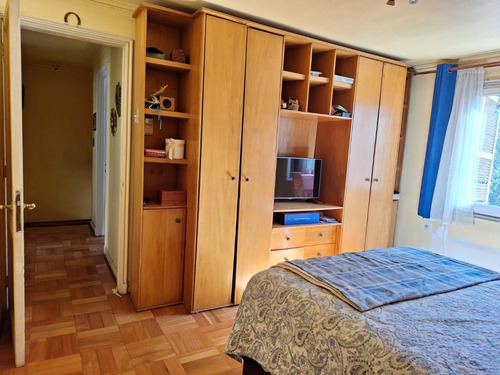 Arriendo Casa 3D 2B 2E 1B Barrio El Golf - Las Condes