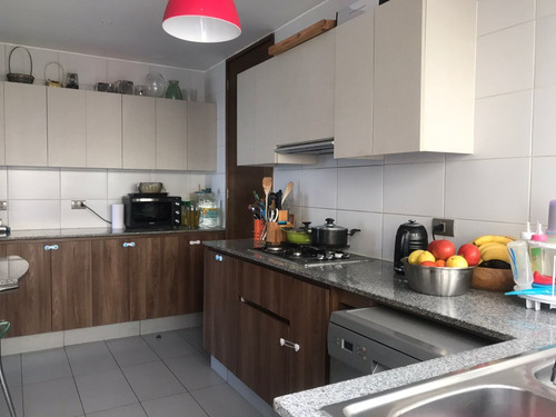 Venta Casa NO 5D en suite Walk-in cl&oacute;set 5B 3E Chicureo - Colina