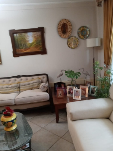 Venta Casa 5D 3B 2E Parque Juan XXIII - &Ntilde;u&ntilde;oa