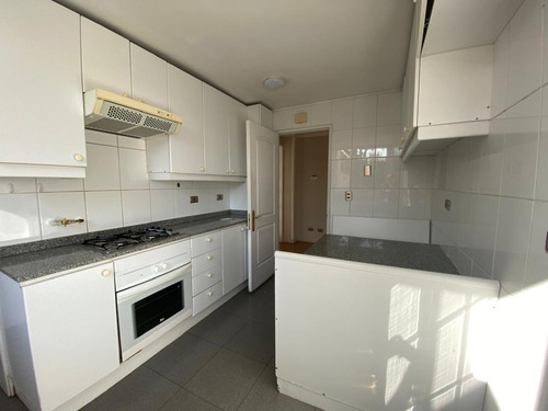 Arriendo Casa O 6D en suite Walk-in cl&oacute;set 5B 2E La Dehesa - Lo Barnechea