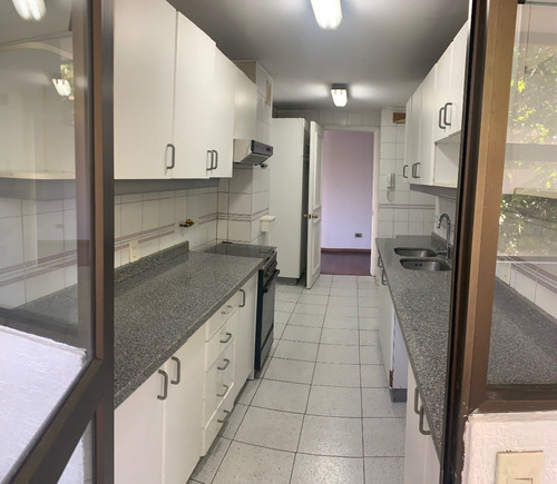 Arriendo Departamento NO 4D en suite Walk-in cl&oacute;set 3B 1E 1B Vaticano - Las Condes