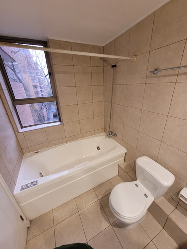 Arriendo Departamento O 3D en suite Walk-in cl&oacute;set 3B 1E 1B Los Leones - Providencia