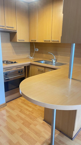 Arriendo Departamento SO 2D 1B 1E 1B Metro Escuela Militar - Las Condes