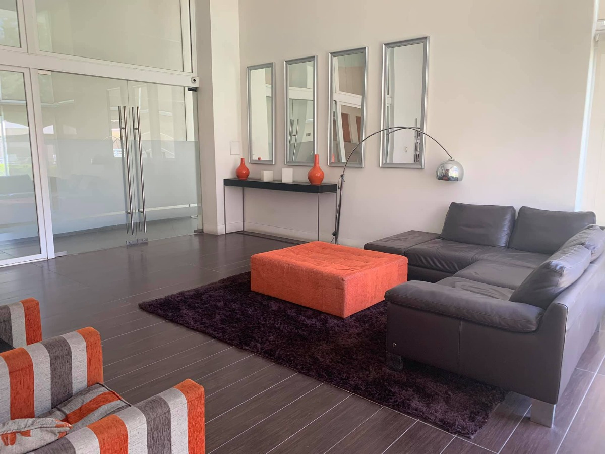 Venta Departamento P 1D en suite 1B 1E 1Bd Metro Hernando de Magallanes - Las Condes