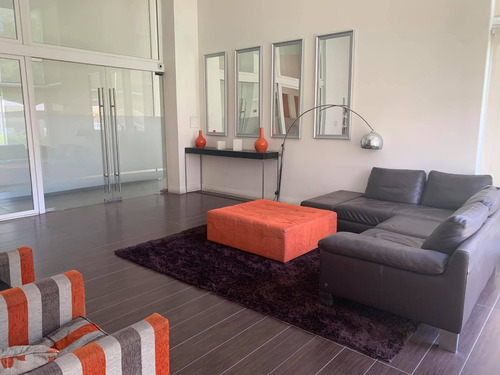 Venta Departamento P 1D en suite 1B 1E 1B Metro Hernando de Magallanes - Las Condes
