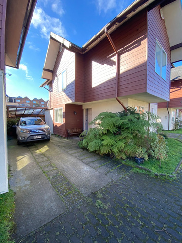 Venta Casa S 3D en suite 3B 2E 1B Centro de Puerto Varas - Puerto Varas