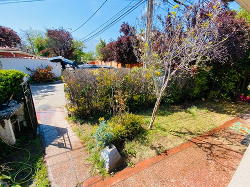 Arriendo Casa NO 5D 2B 1E Francisco de Villagra - La Reina