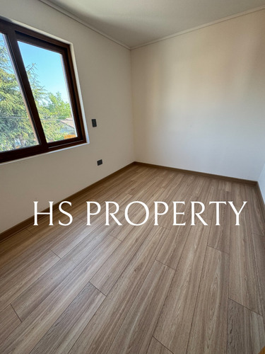 Venta Casa SO 3D en suite Walk-in cl&oacute;set 3B 2E Rotonda Atenas - Las Condes