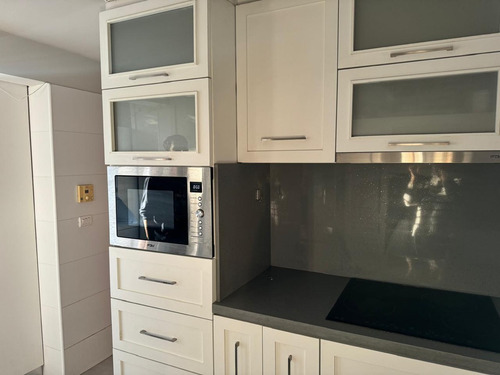 Venta Casa NOSP 5D en suite Walk-in cl&oacute;set 5B 3E 1B Carlos Ossand&oacute;n - La Reina