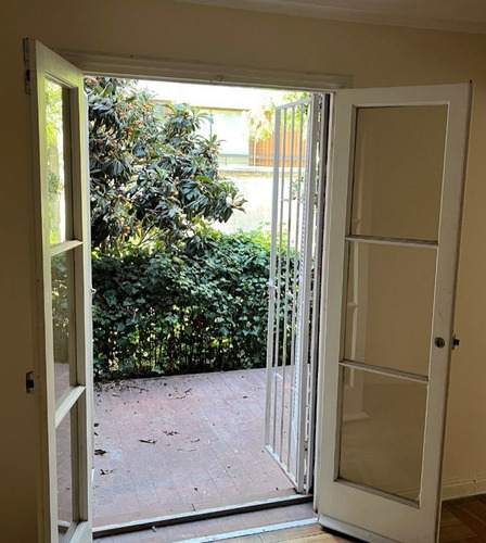 Arriendo Casa NO 3D 2B 1E Metro Escuela Militar - Las Condes