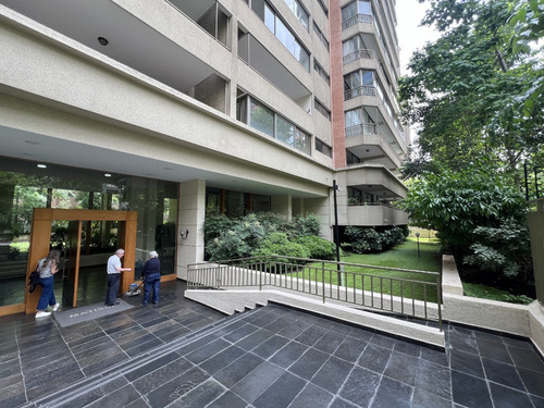 Arriendo Departamento N 3D en suite 3B 1E 1B Metro Escuela Militar - Las Condes