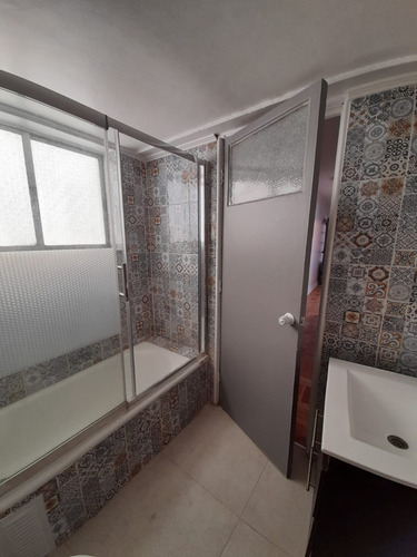 Arriendo Departamento NP 3D 2B 1B Plaza Italia - Providencia