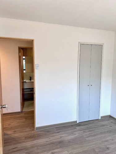 Venta Casa O 3D 2B 2E 1B Metro Hernando de Magallanes - Las Condes