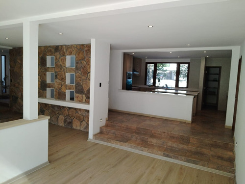 Venta Casa N 6D en suite Walk-in cl&oacute;set 4B 4E 1B Chicureo - Colina