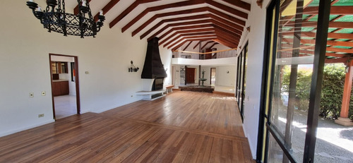 Venta Casa NOSP 5D 4B 4E 3B El Array&aacute;n - Lo Barnechea