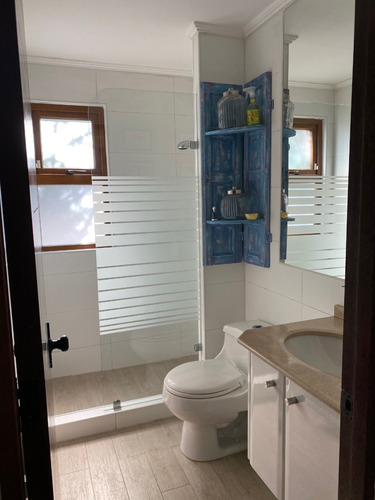 Venta Casa O 4D en suite Walk-in cl&oacute;set 3B 2E 1B Carlos Ossand&oacute;n - La Reina