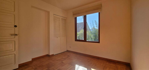 Arriendo Casa 4D 2B 1E 1B Vaticano - Las Condes