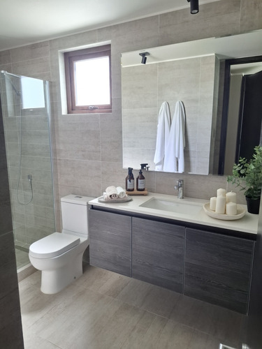 Arriendo Casa 3D 3B 3E Chicureo - Colina