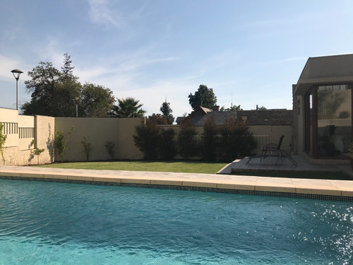 Venta Casa NOSP 5D en suite Walk-in cl&oacute;set 5B 3E La Reina Alta - La Reina