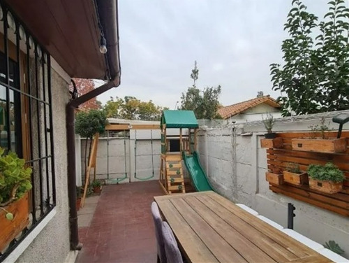 Venta Casa 3D en suite Walk-in cl&oacute;set 3B 2E 1B Rotonda Atenas - Las Condes