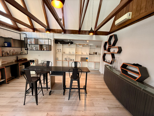 Arriendo Casa 5D en suite 4B 3E 1B Los Dominicos - Las Condes