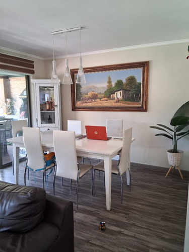 Venta Casa NO 3D en suite 3B 2E Chicureo - Colina