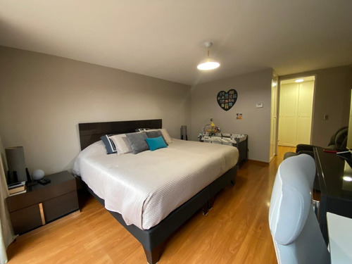 Arriendo Casa NO 5D en suite Walk-in cl&oacute;set 5B 3E Los Dominicos - Las Condes