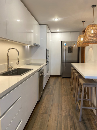 Arriendo Departamento 3D en suite Walk-in cl&oacute;set 2B 3E 2B P&iacute;o XI - Vitacura