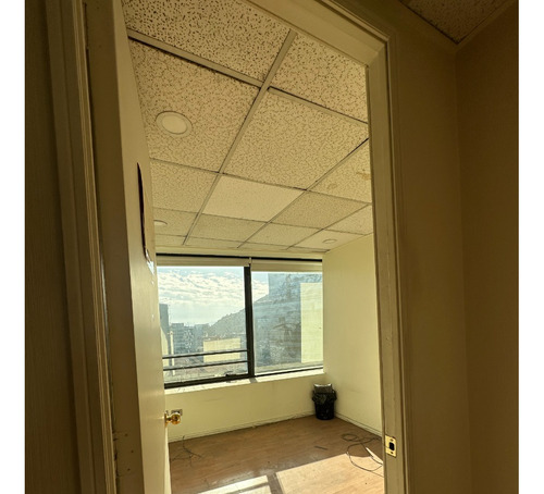 Arriendo Oficina NO 4B 4E 2B Pedro de Valdivia - Providencia