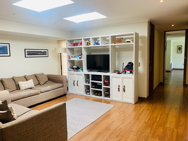 Venta Casa NOSP 4D en suite Walk-in cl&oacute;set 4B 6E 1Bd Chicureo - Colina