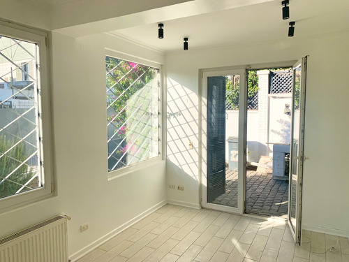 Arriendo Casa 3D en suite 3B 1E 1B Borde R&iacute;o - Casa Piedra - Vitacura