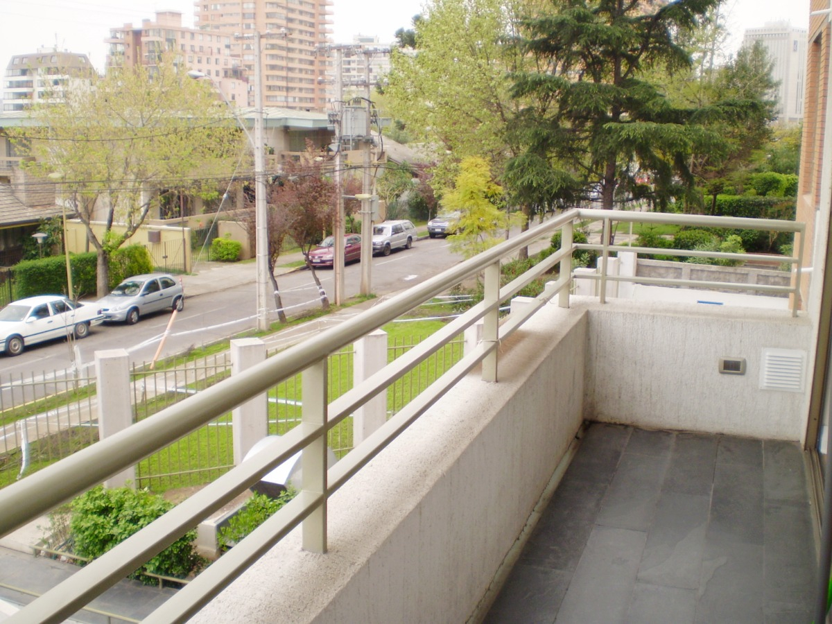 Venta Departamento SP 1D en suite Walk-in cl&oacute;set 1B 1E 1Bd Metro Manquehue - Apumanque - Las Condes