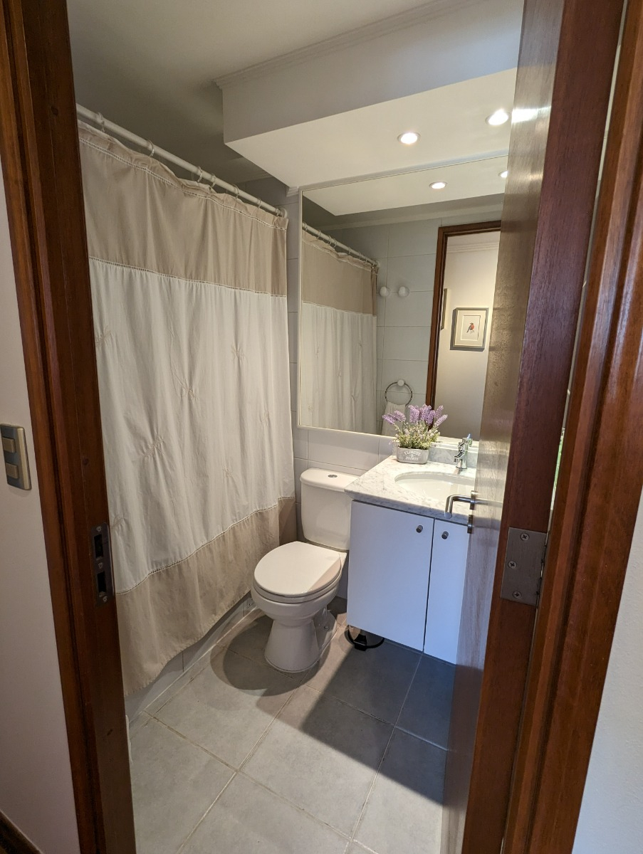 Venta Departamento O 2D en suite Walk-in cl&oacute;set 2B 2E 1Bd Plaza San Enrique - Lo Barnechea