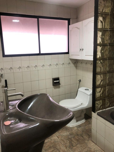 Arriendo Casa NO 4D 3B 3E Rotonda Atenas - Las Condes