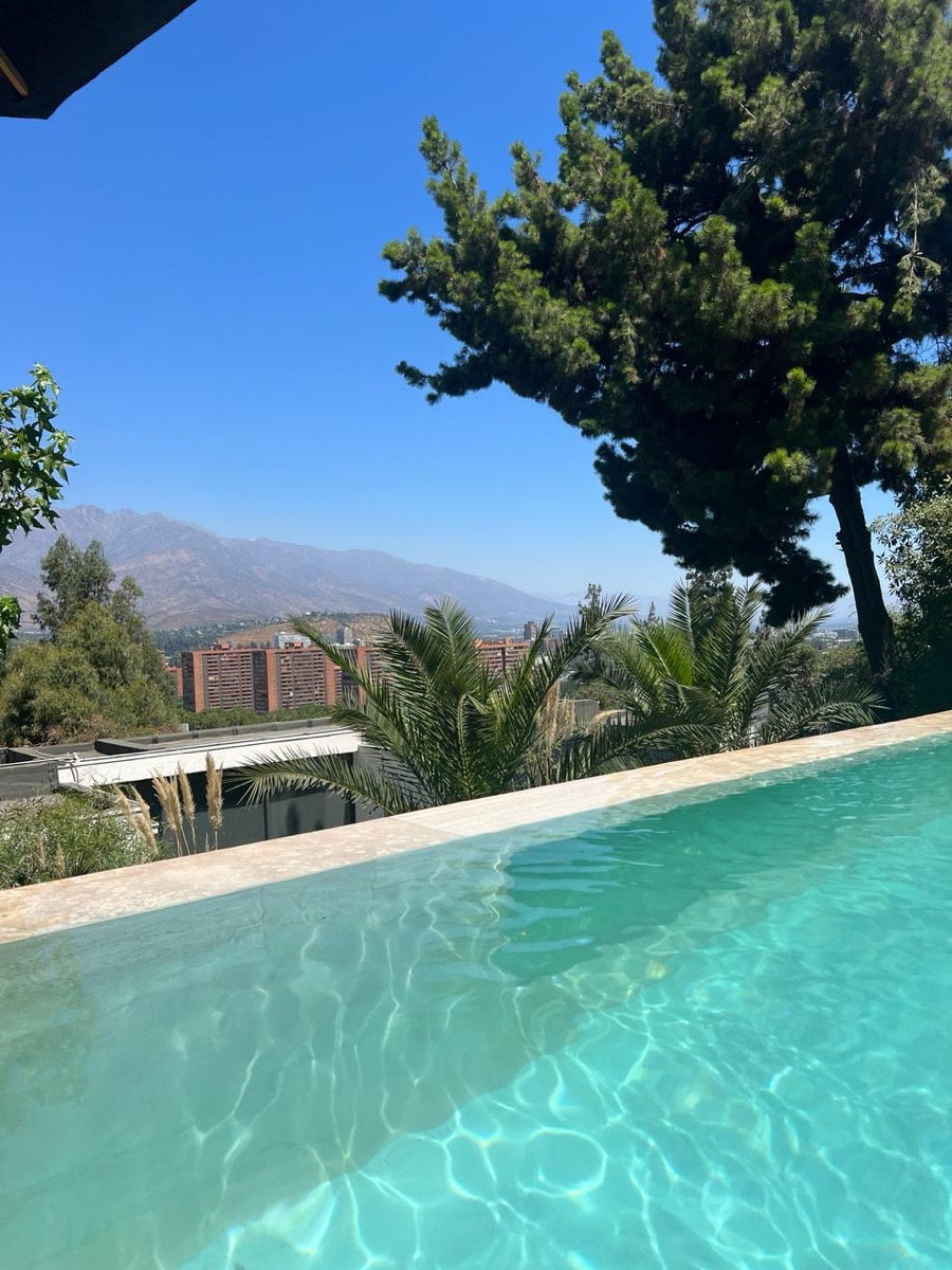 Venta Casa NO 9D en suite Walk-in cl&oacute;set 6B 3E 1Bd Lo Curro - Vitacura